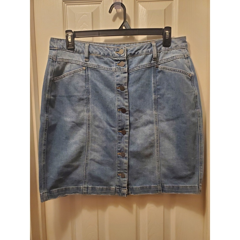 Reba‎ Jean Skirt Sz 14 kneelength straight button down western cowgirl med wash